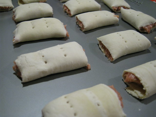 Sausagerolls20.jpg