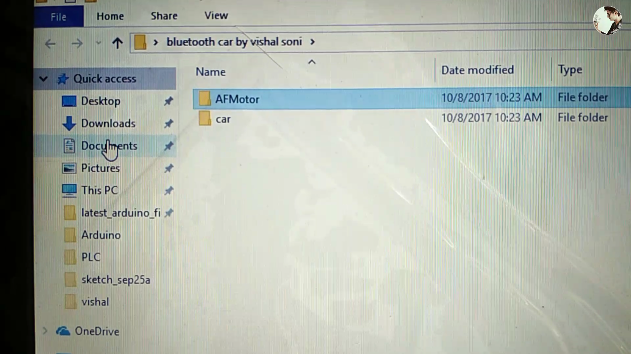 Screenshot_2017-10-23-11-23-14-003_com.miui.videoplayer.png