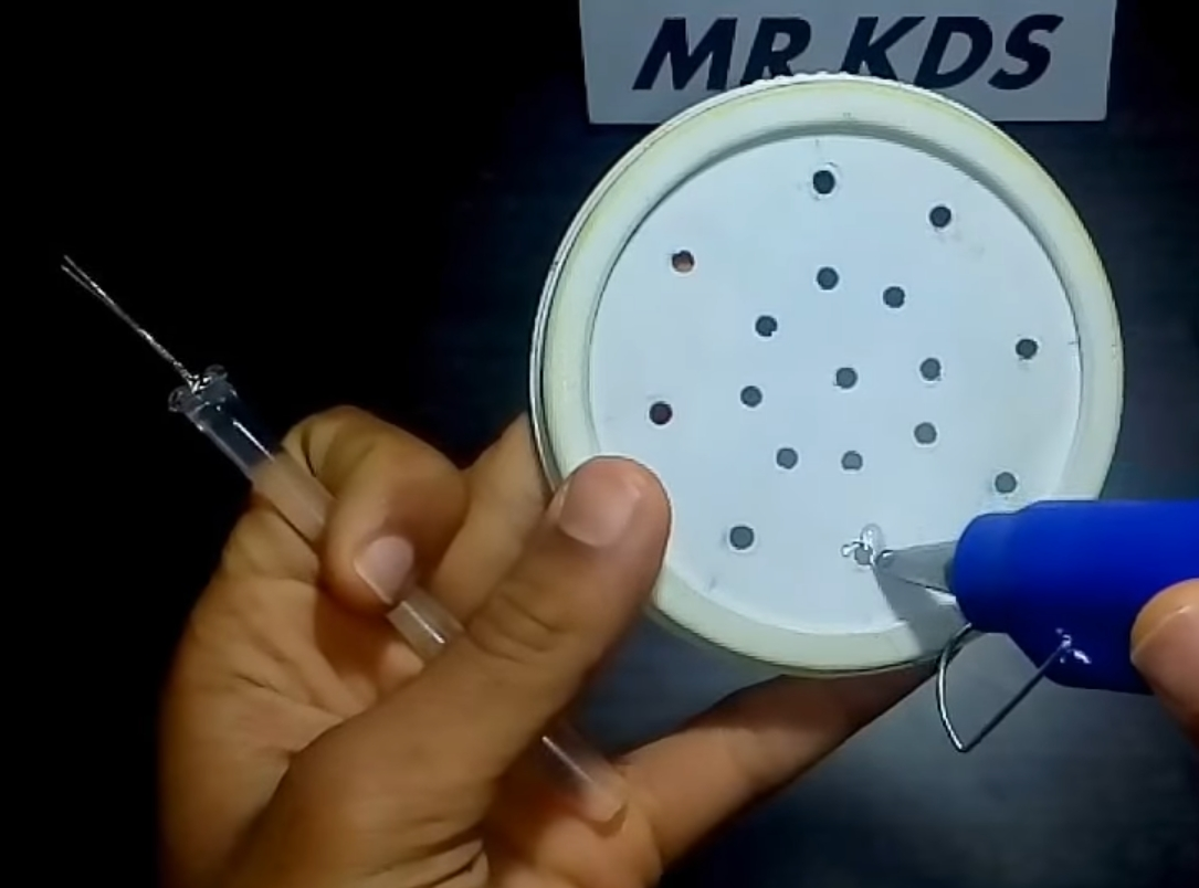 Screenshot_20200917-210120_YouTube.png