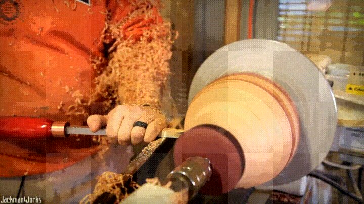 Segmented cherry urns 21b.gif