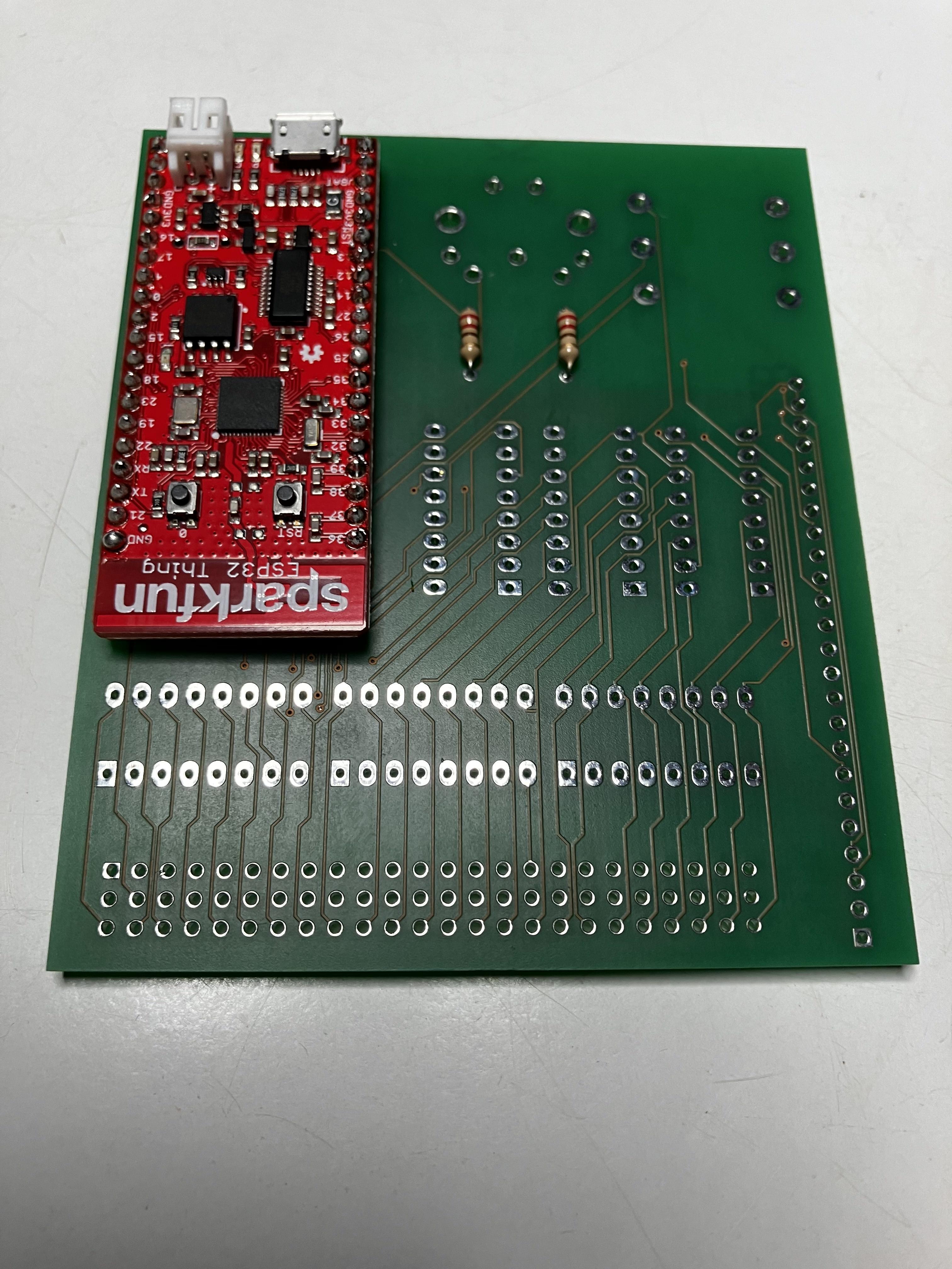 Sensorboard_with_ESP_and_resistor_THT.jpg