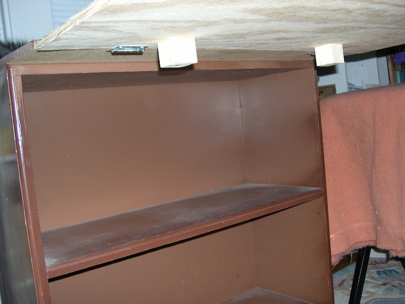 Sewing shelf 10.jpg