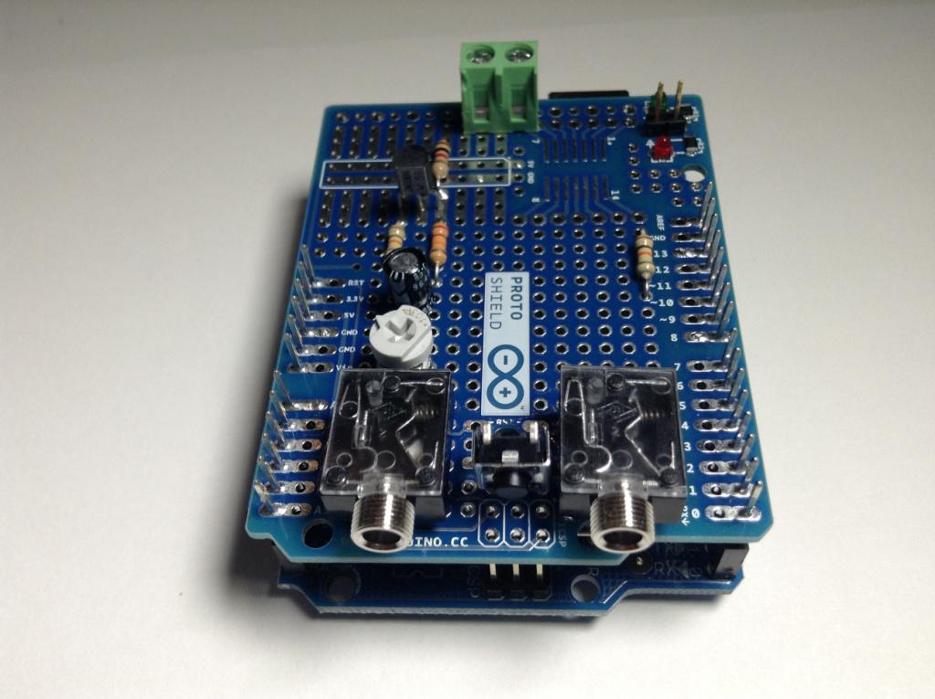 Shield and Arduino jack view.JPG