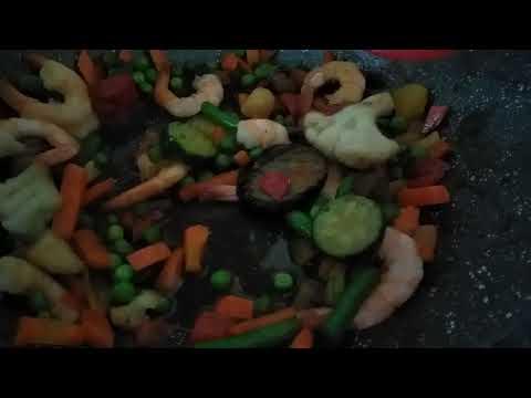 Shrimp Stir Fry - Cooking