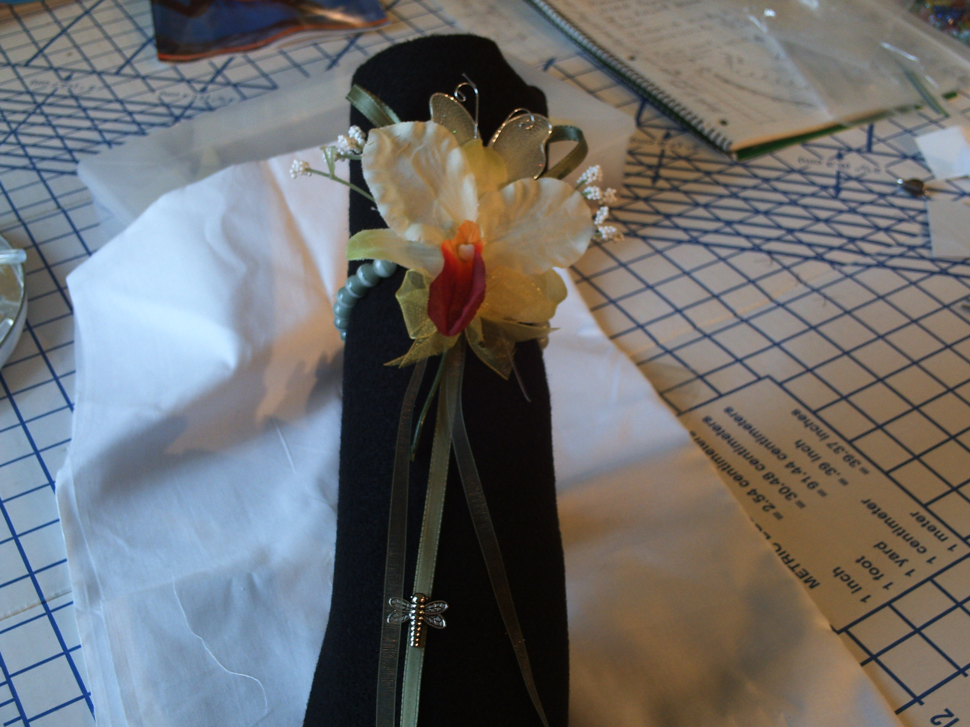 Simple Corsage 007.jpg