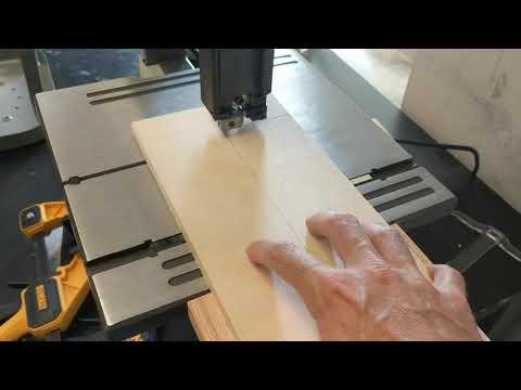 Simple Scrap Circle-Cutting Jig for Bandsaw