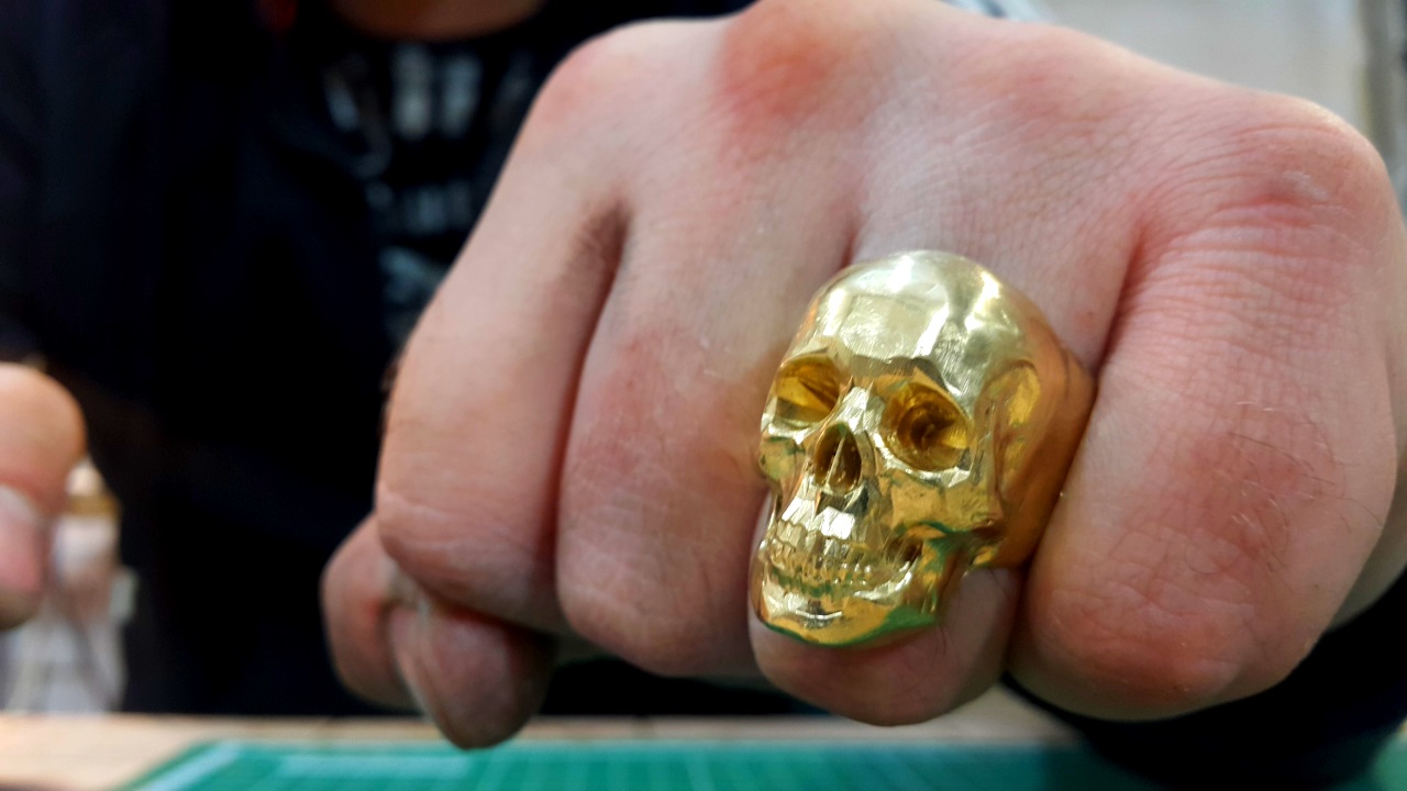 SkullRinglogo3.jpg