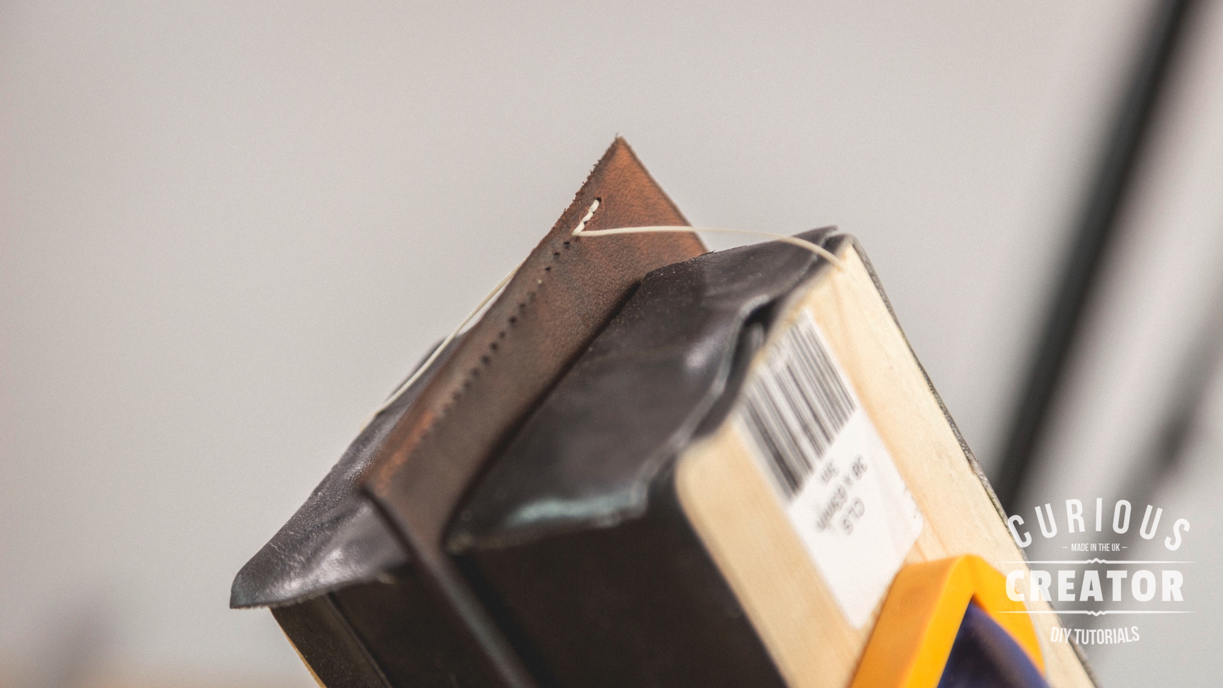 SlimLeatherWallet_18.jpg