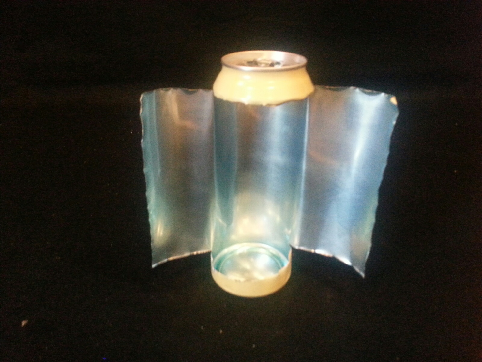 Soda_Beer_Can_Lantern_Step_2c_Cut.jpeg