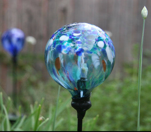 Solar Aqua Globe 1.jpg