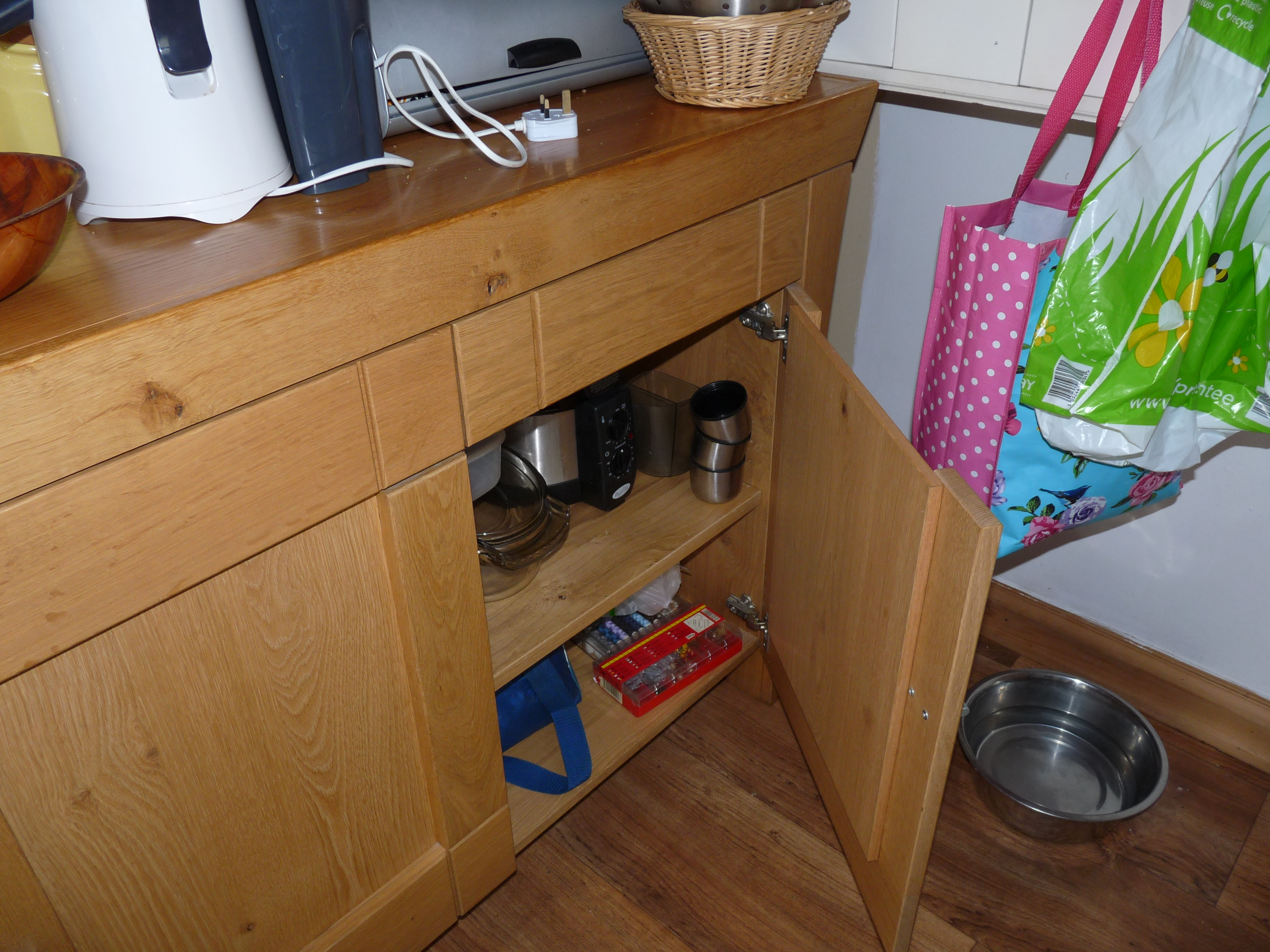 Solid Oak Bespoke Kitchen How To (2).JPG