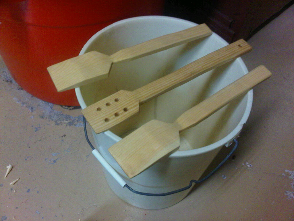 Spatula - Food safe finish drying.jpg