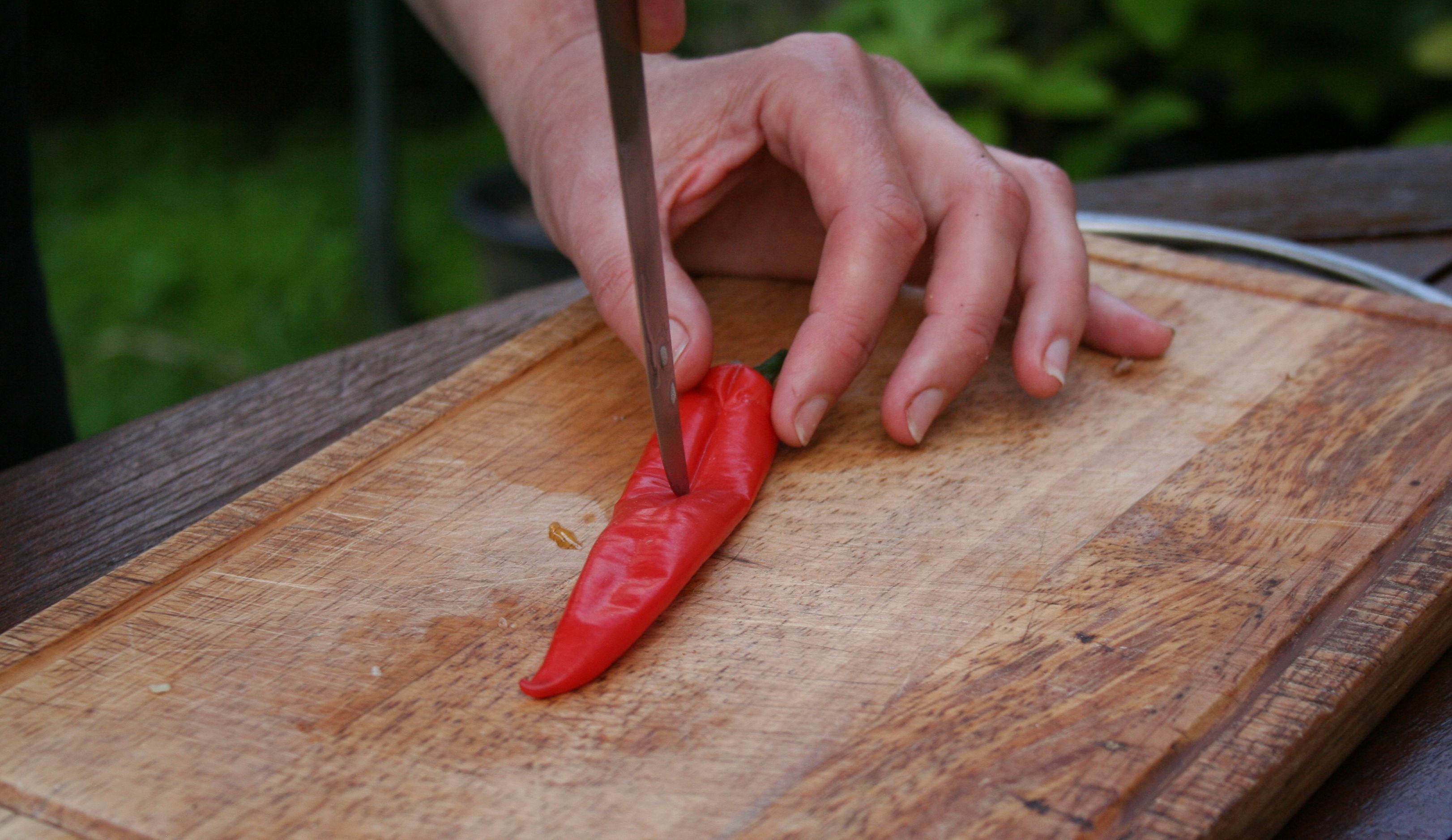 Spicy tater salad 11 - cut chilli.jpg