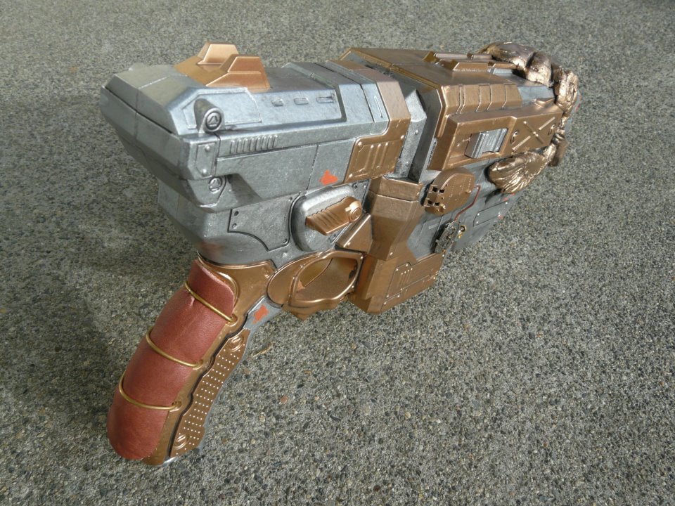 Steampunk gun aft starboard.jpg