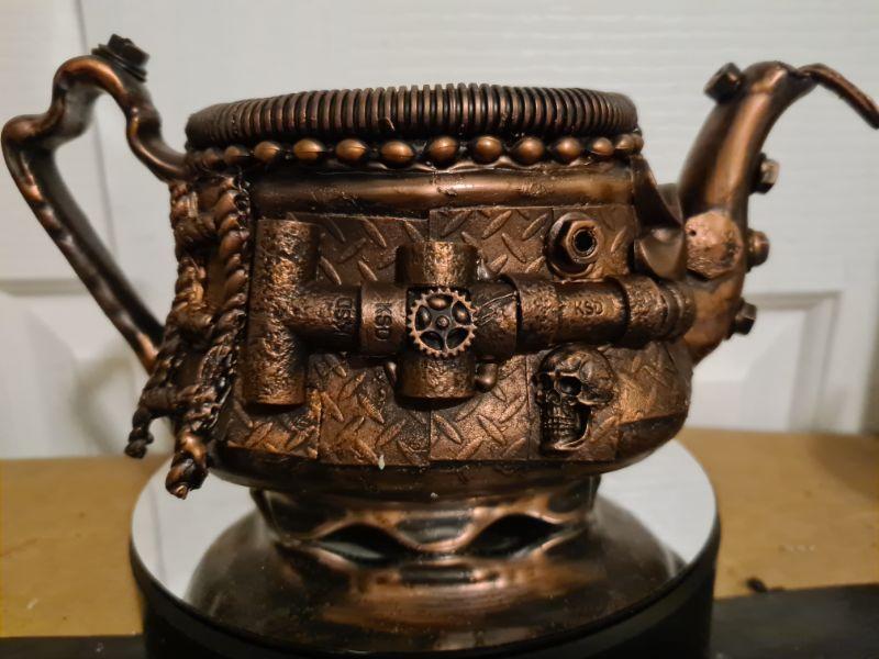 Steampunk upcycled teapot (17).jpg