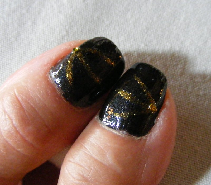 Step 8 090816 black with gold stripes and clear yellow bead a.jpg