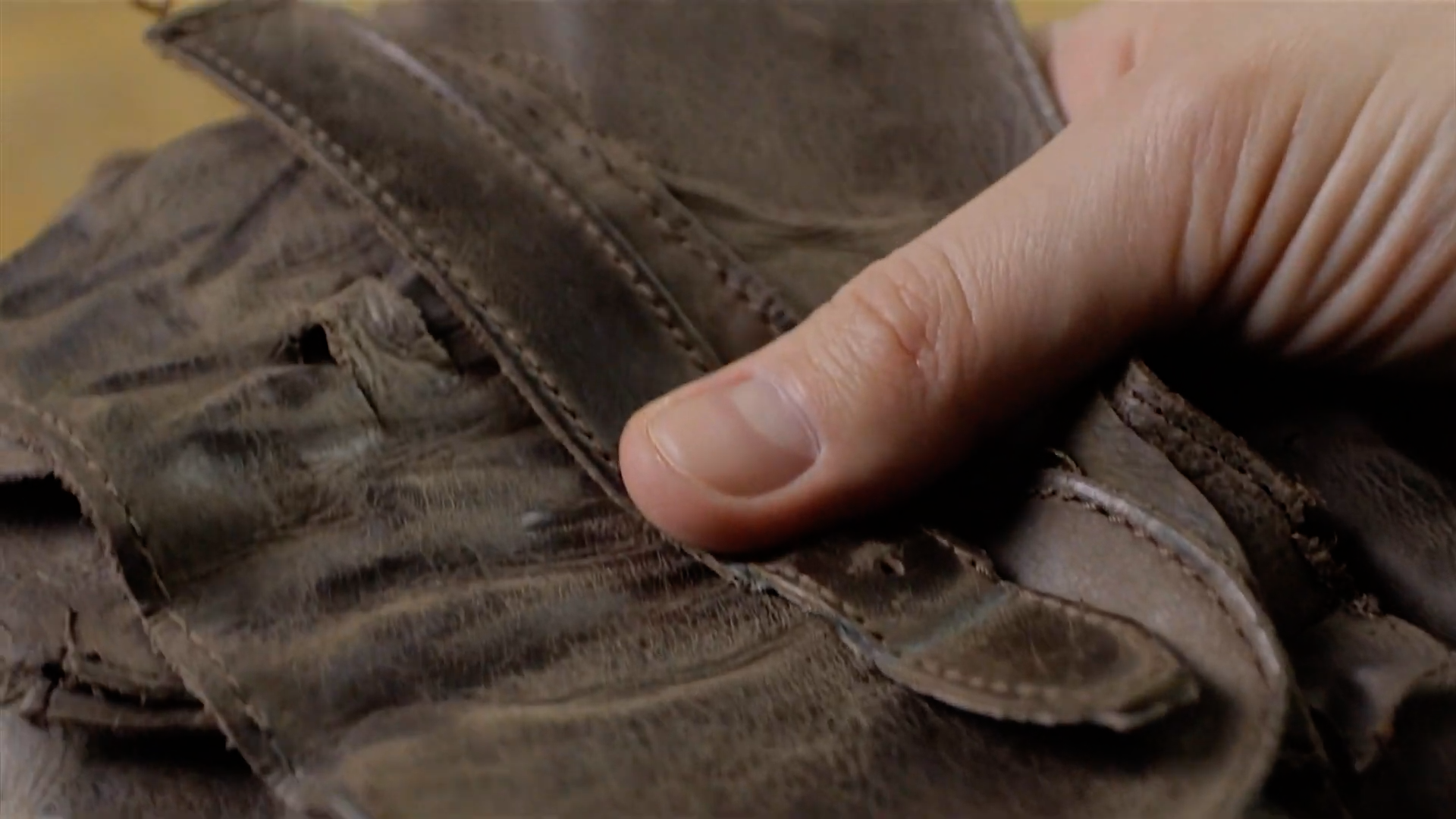 Step-2-Removing-the-leather-from-the-shoe-3.png