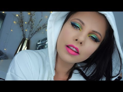 Summer Colours Makeup Look | Danielle Scott