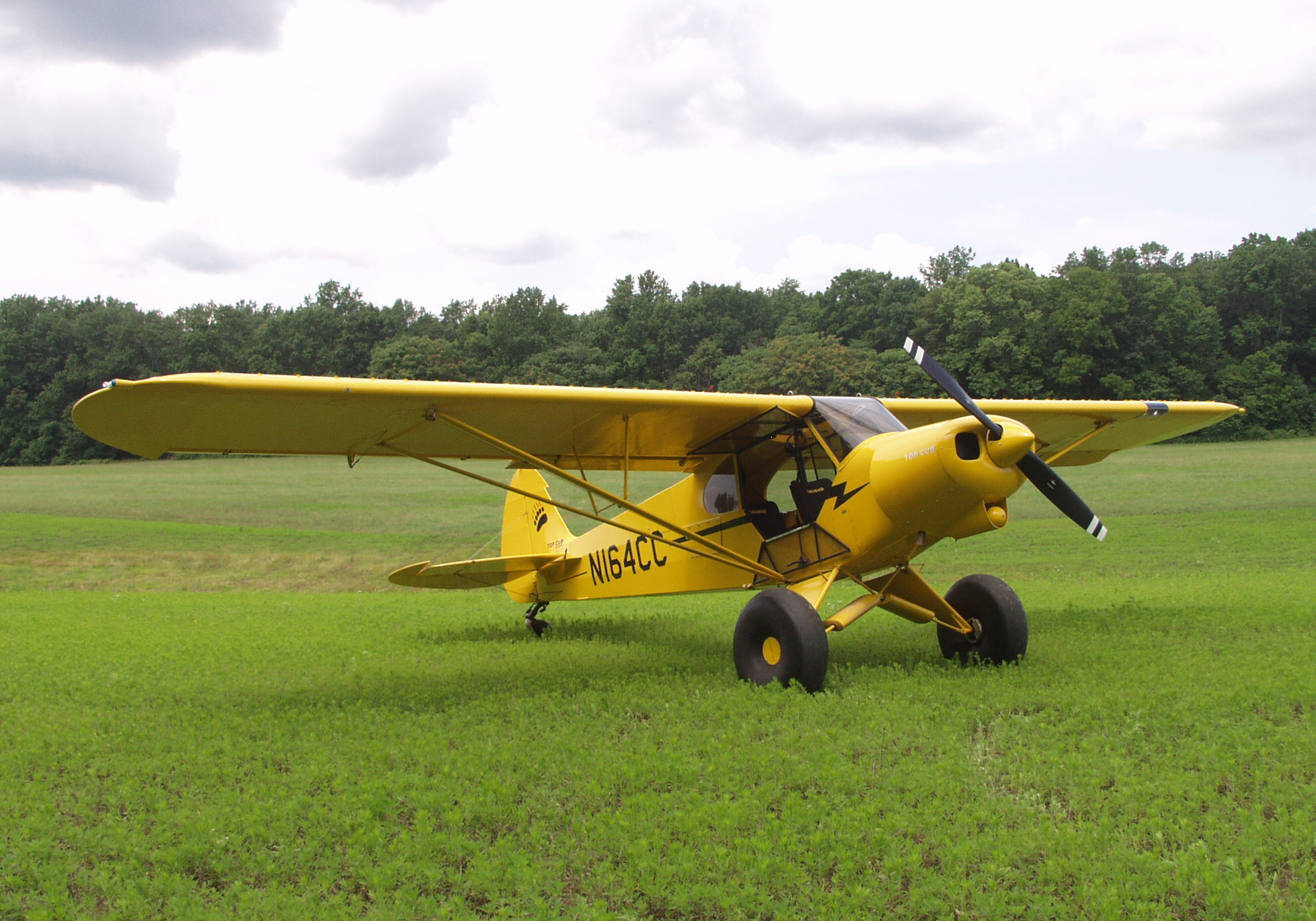 Super-Cub-Fat-Tires.jpg