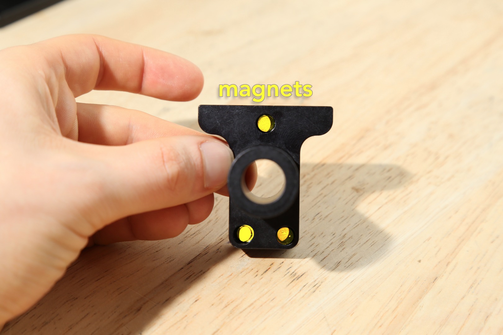 T-shaped magnets.jpg