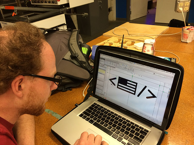 Table-Display-01-make-file.jpg