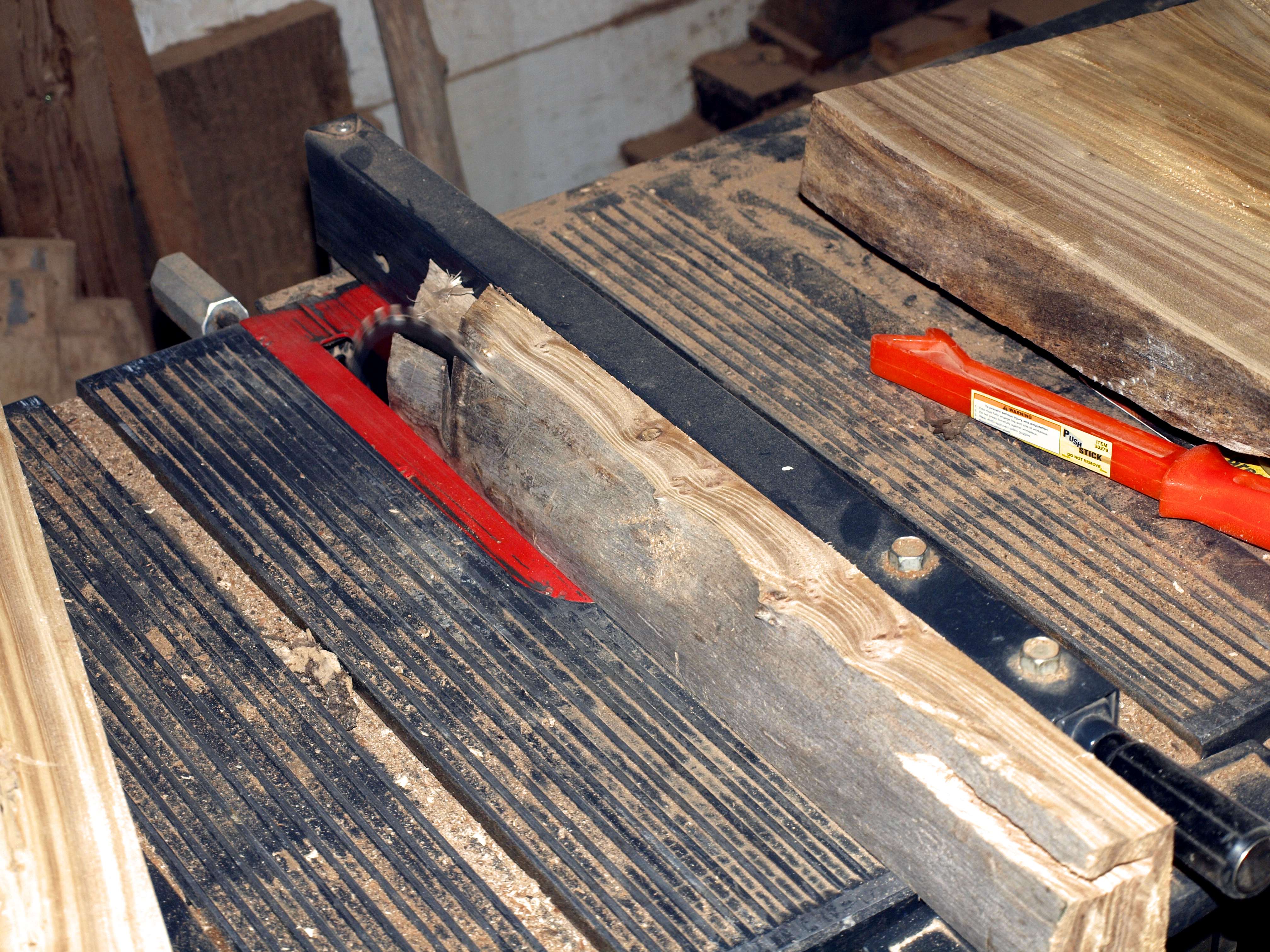 TableSaw2.jpg