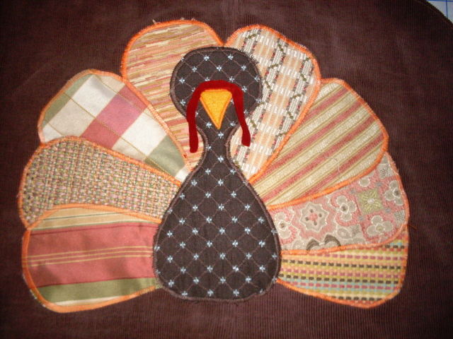 Thanksgiving &amp; Christmas aprons 052.jpg