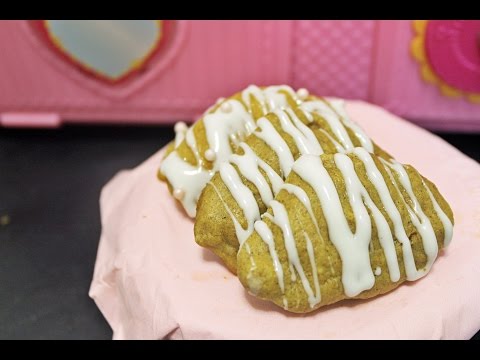 Thanksgiving recipe #1 : Pumpkin Scones! (Lalaloopsy Oven)