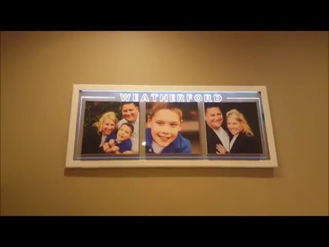 The LED Glowing Floating Picture Frame