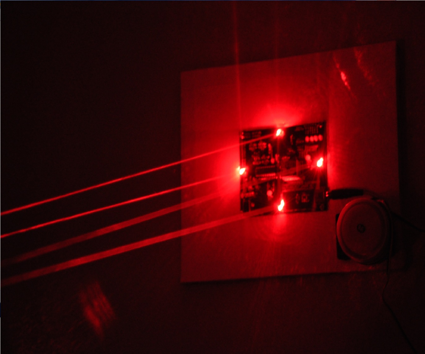 The ULTIMATE Laser Trip Wire Secutiry System!.jpg