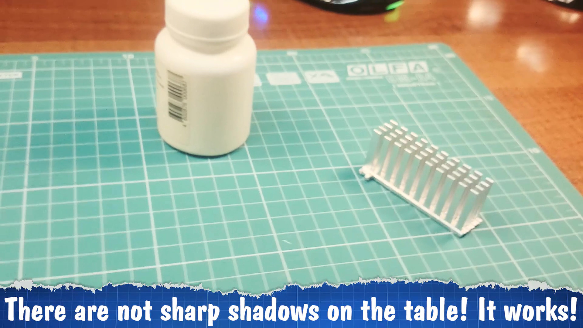 The cheapest DIY SoftBox (studio light).mp4_20160515_165701.272.jpg