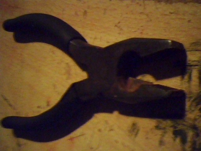 Thick Pliers.jpg