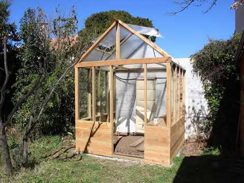 Time lapse for low tech greenhouse automation : cooling, heating, watering