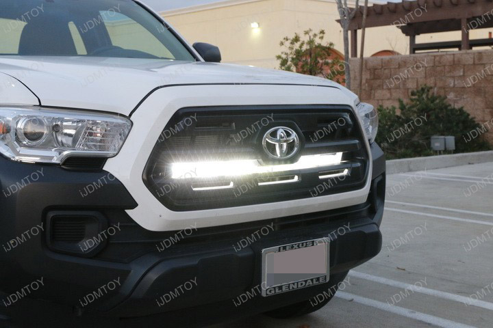 Toyota-Tacoma-Install-LED-Light-Bar-15b.jpg