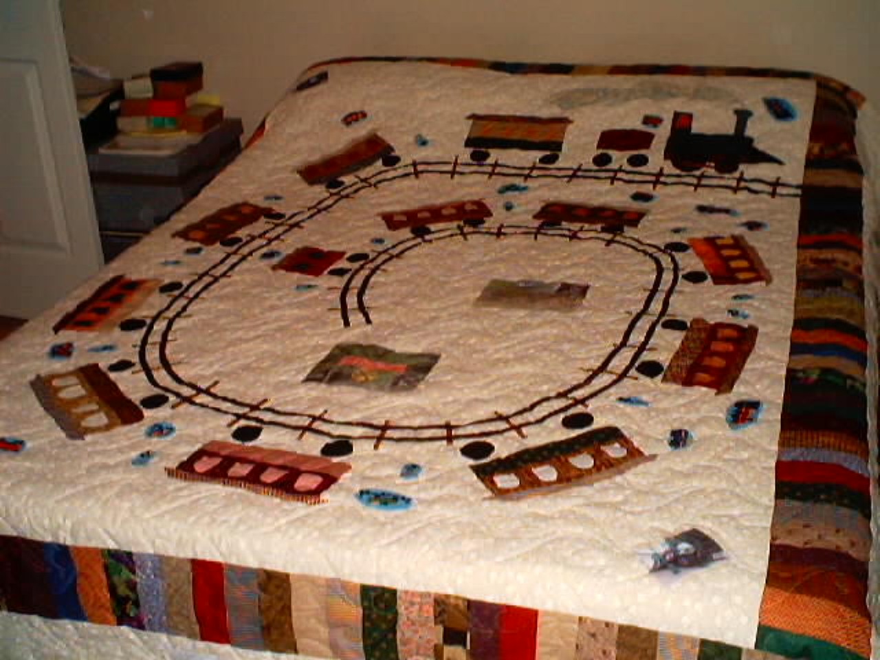 Train Quilt (10).JPG