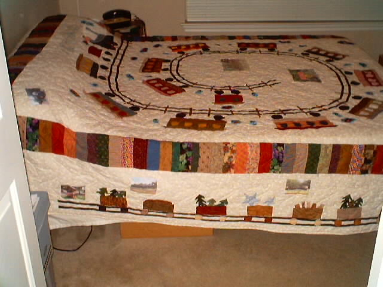 Train Quilt (12).JPG