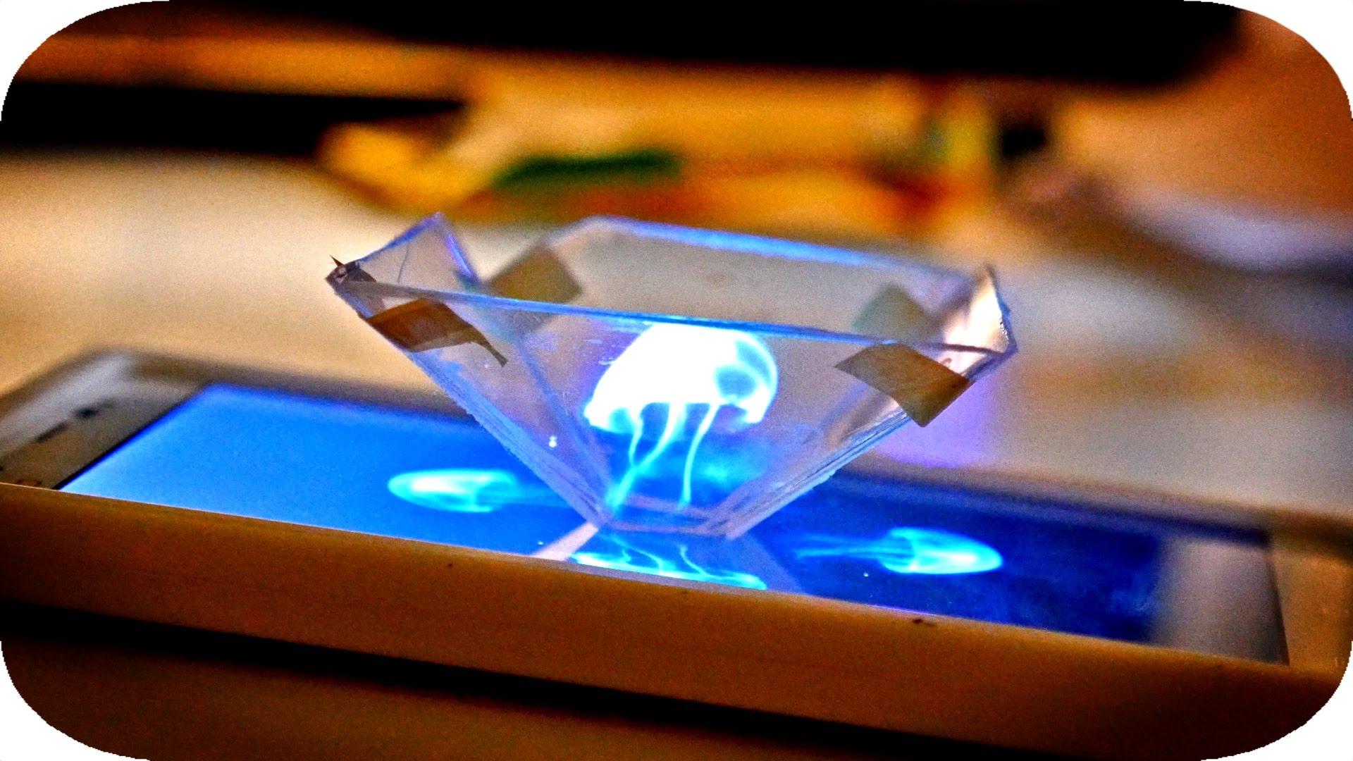 Transform-Your-Smartphone-Into-A-3D-Hologram-Projector-4.jpg