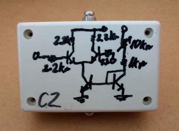 Transistor Differential Amplifier 05 Step 03 Encasement.jpg