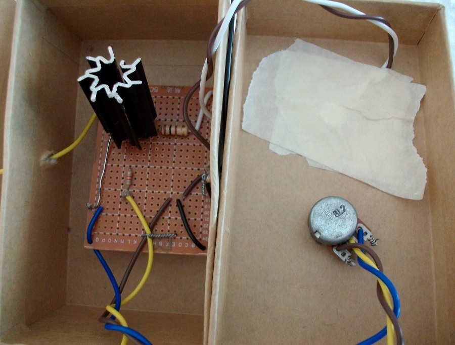 Transistor LED Dimmer 05 Step 03 Put in the Box.jpg