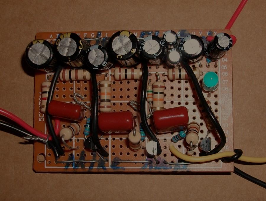 Transistor Microphone Amplifier 05 Step 03 Make the Circuit.jpg