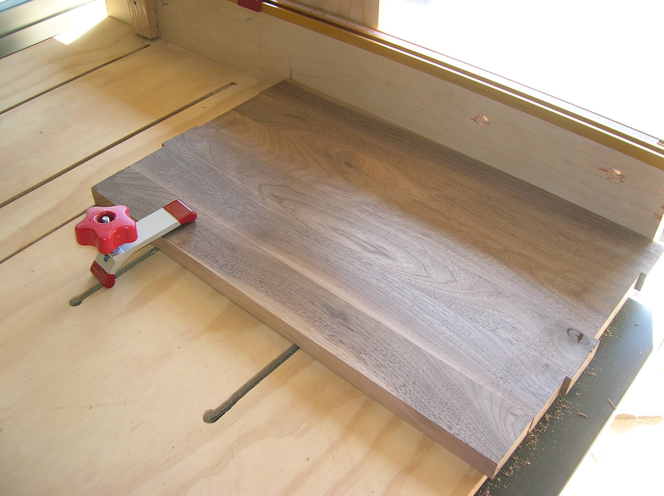 Trim the edges on the cross cut sled.jpg