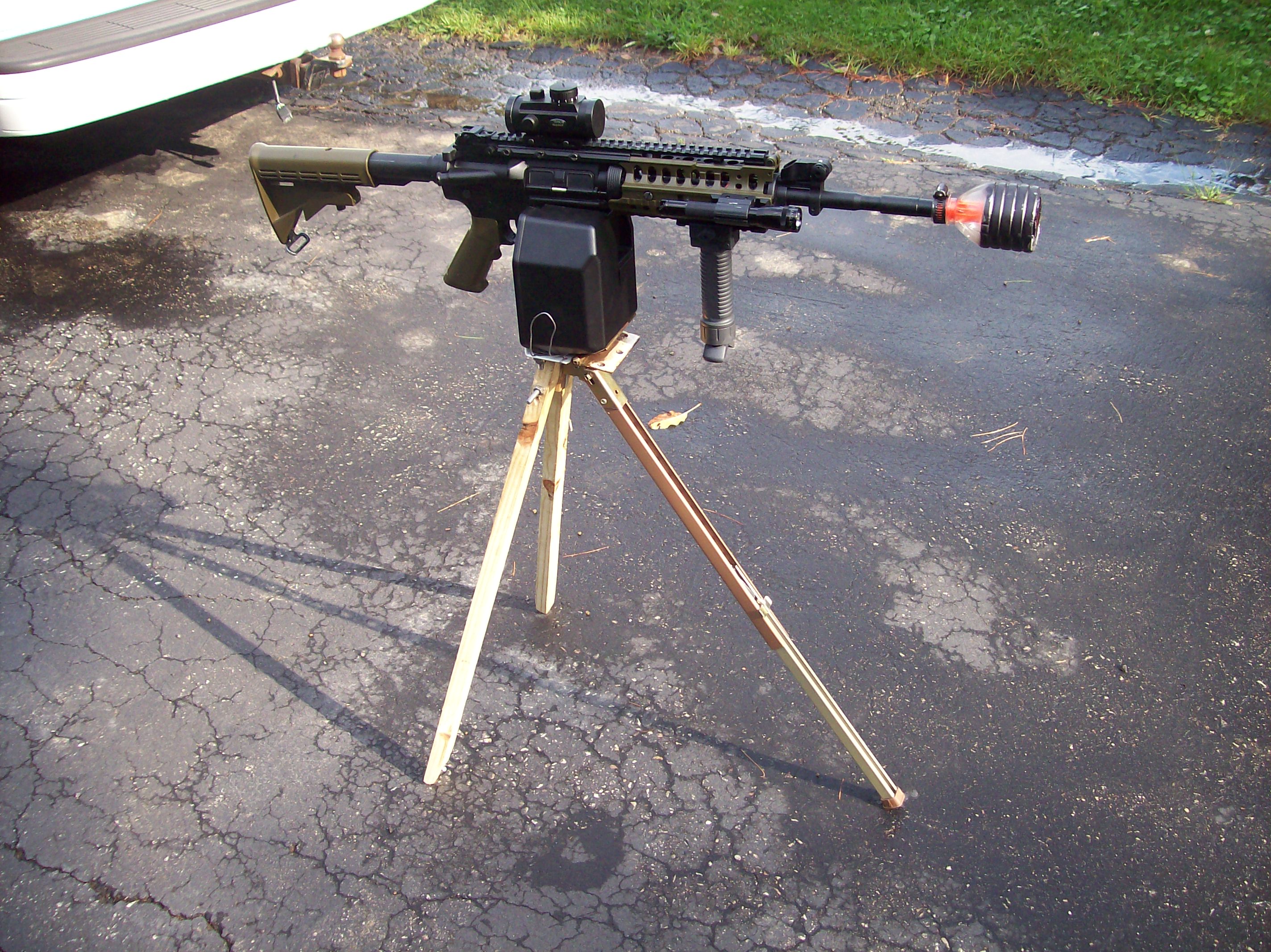 Tripod.jpg