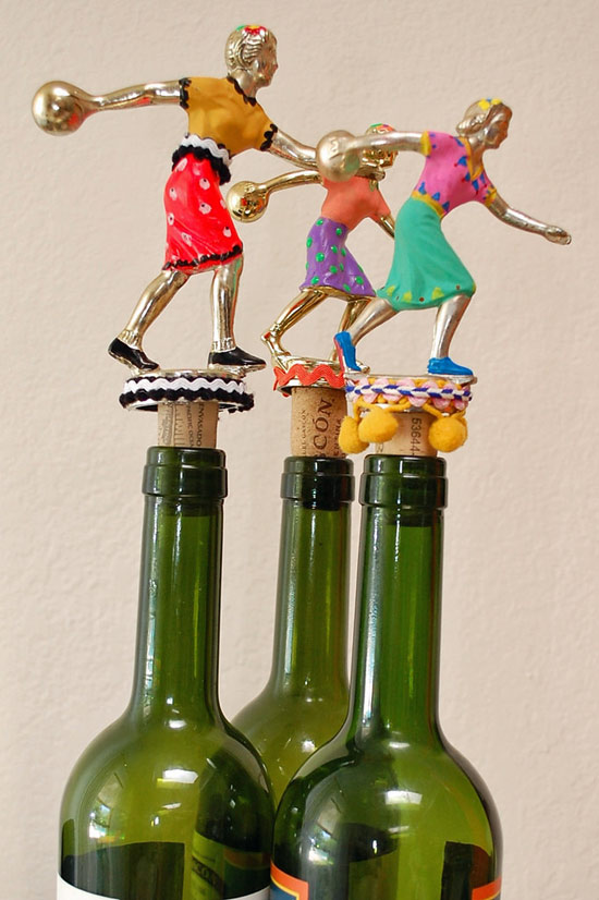 Trophy-wine-corks---in-bottles.jpg