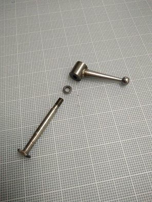 Turn handle and lock screw.jpg