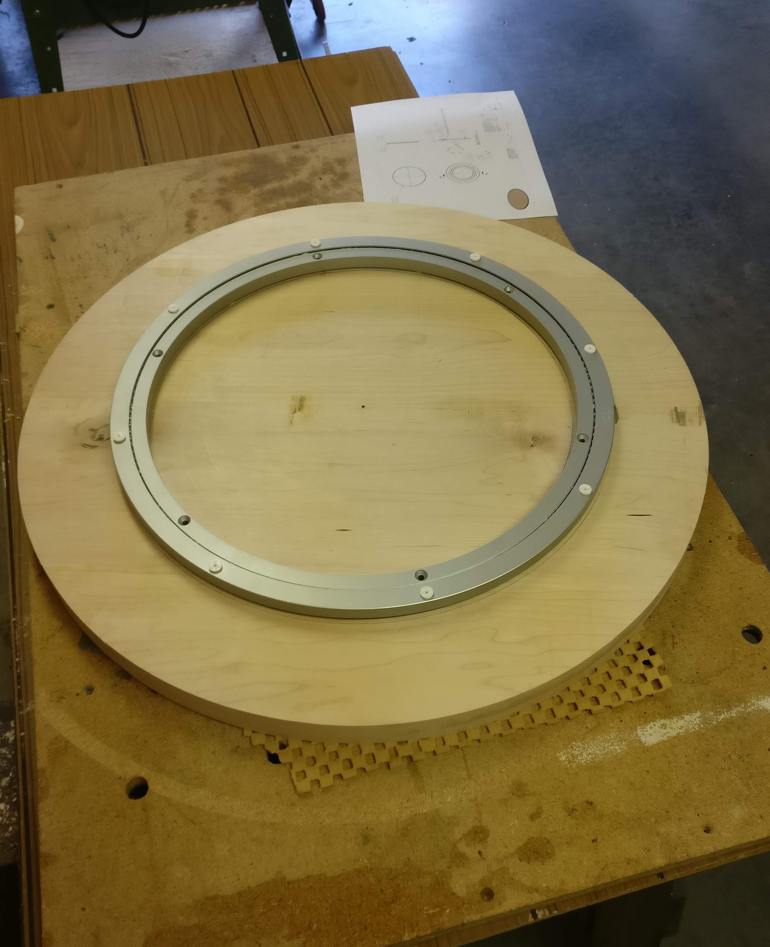 Turntable - Laying out the bearing.jpg