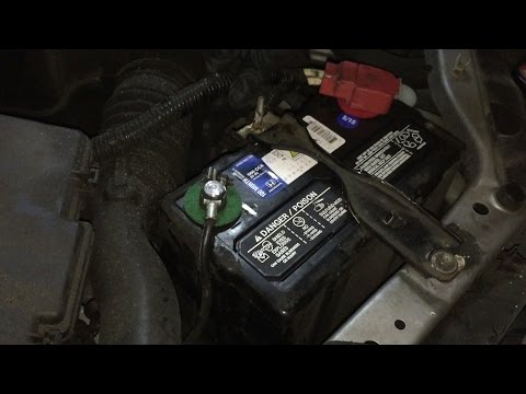 Tutorial: Change Battery on 2004 Honda Civic