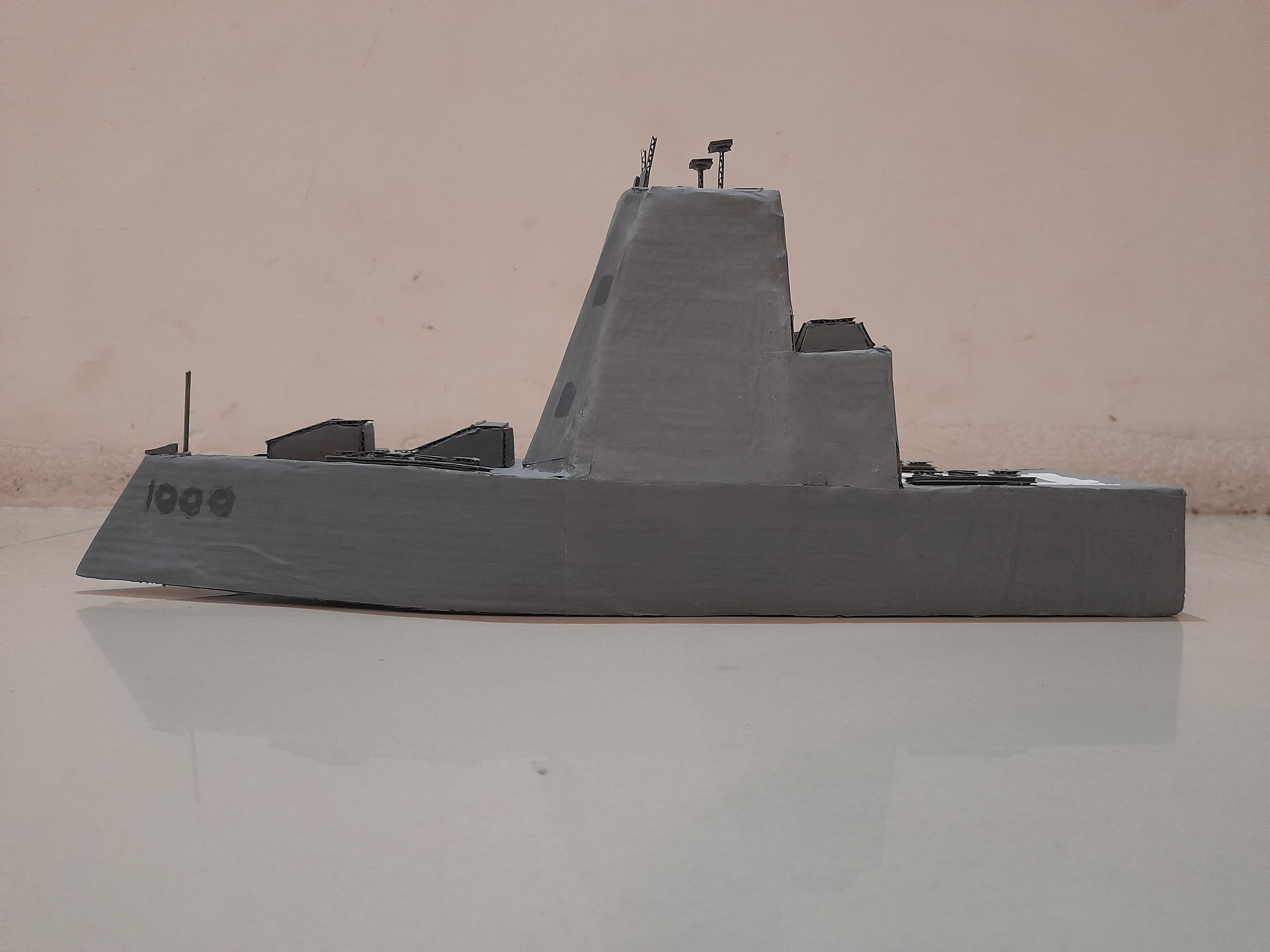 USS Zumwalt (4).jpg