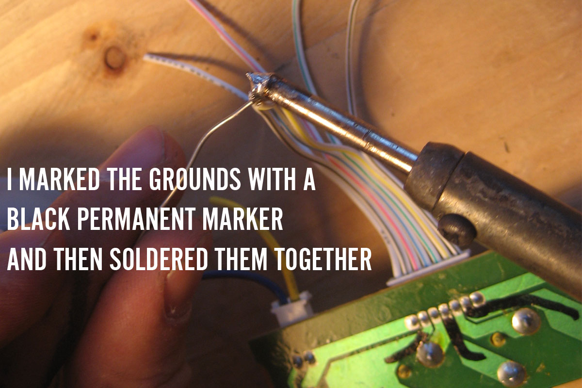 VIDEO_SWITCH_0003_SOLDER GROUNDS.jpg