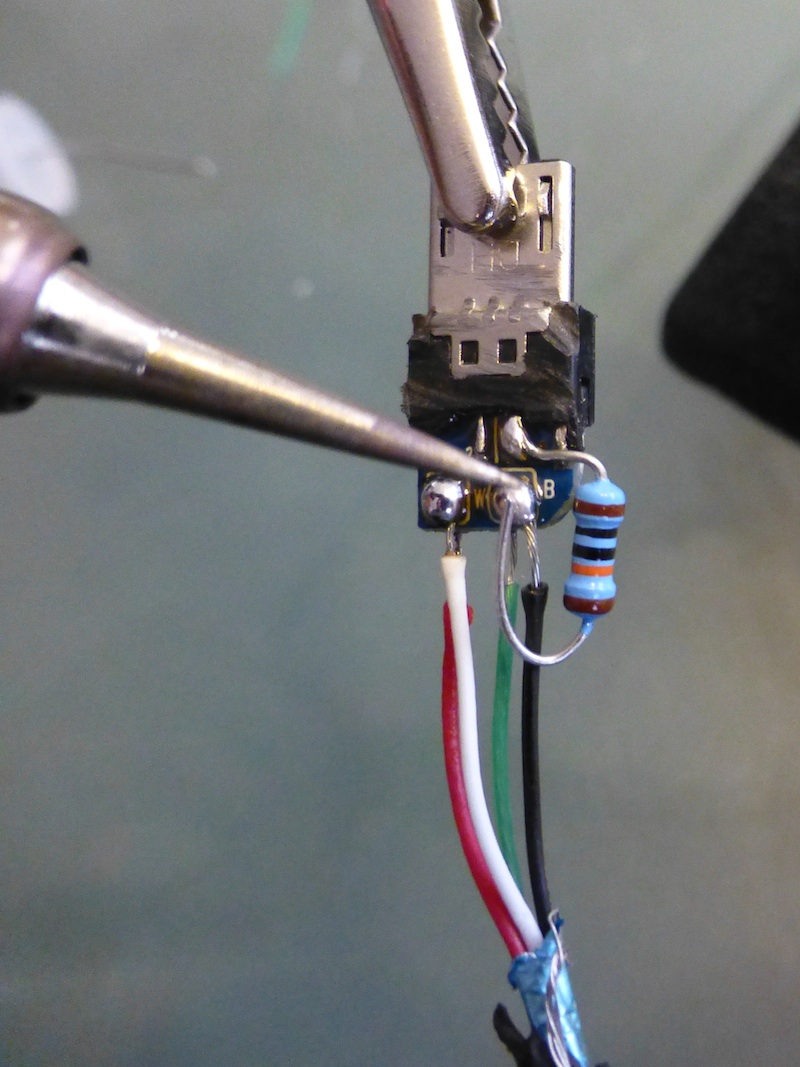 Valarm_Solder_Resistor_USB_OTG_Charge_Cable.jpg