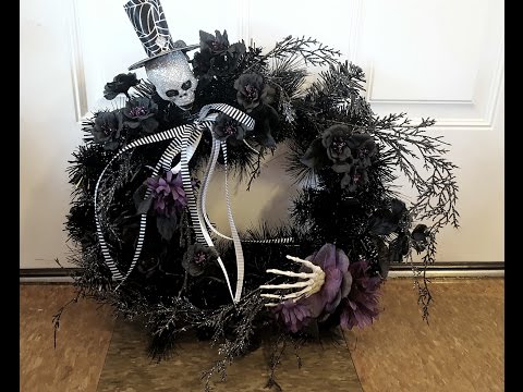 Very Easy DIY Halloween wreath!